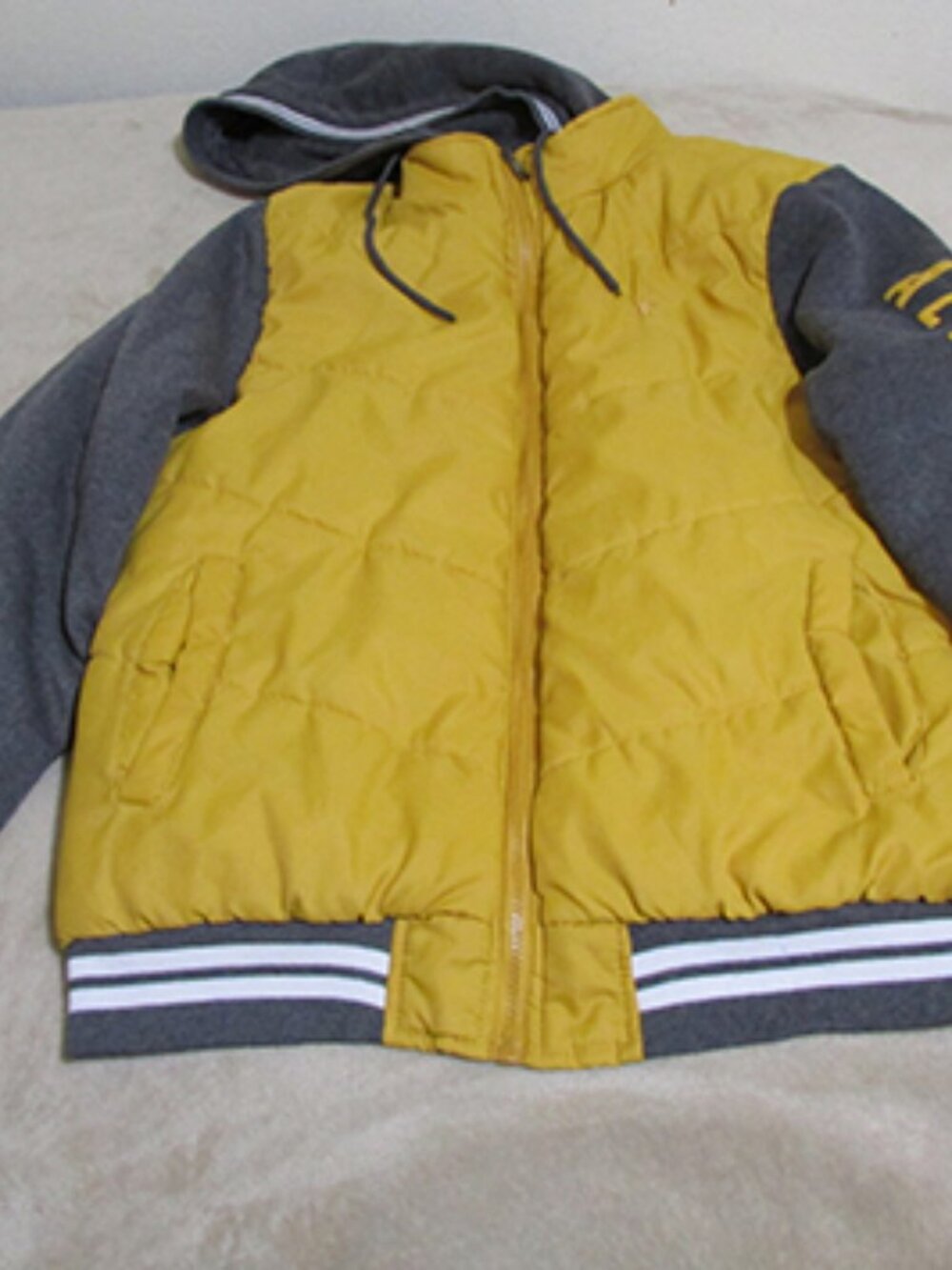 Aeropostale Men's Hooded Zip-Up Jacket - Size Large (1A)